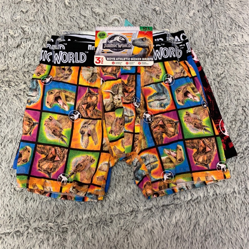 🌙$2 W/ BUNDLE🌙Boys Boxer Brief Jurassic World 3p